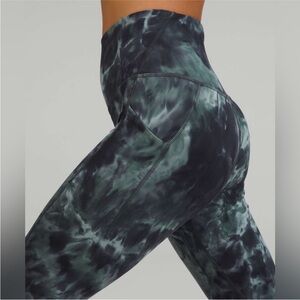 Lululemon Sz. 20 High Rise Cropped Diamond Dye Align Leggings 23” Inseam Pockets